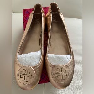 NEW NEVER WORN TORY BURCH METALLIC PINK(ish)  MINI BALLET FLAT 10.5